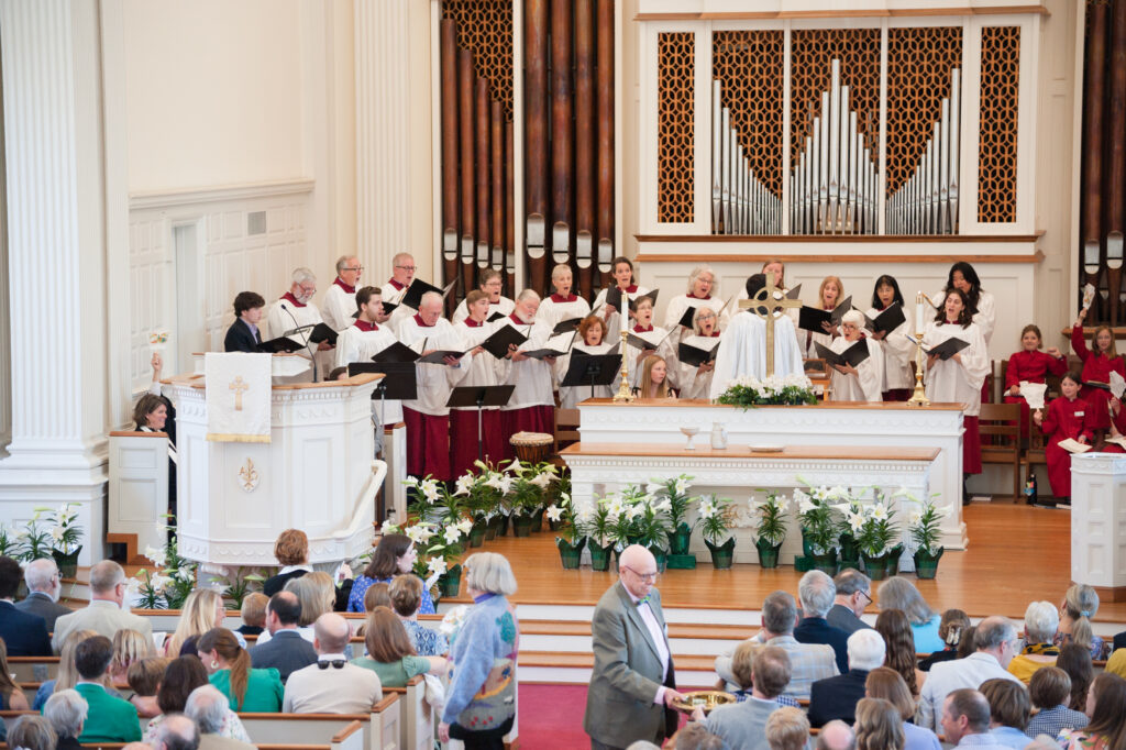 Chancel Choir singing on Easter Sunday
